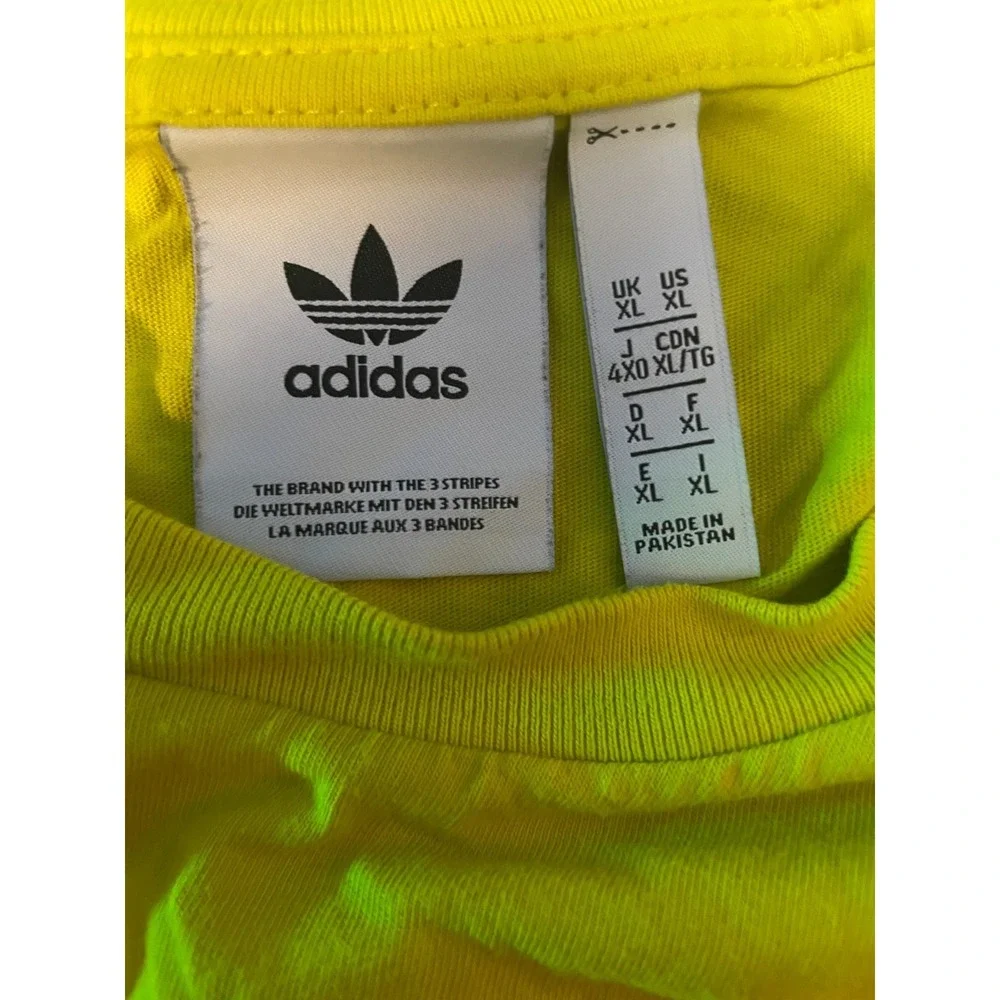 Adidas  Training T Shirt Yellow  Lightweight Men's Size‎ XL
